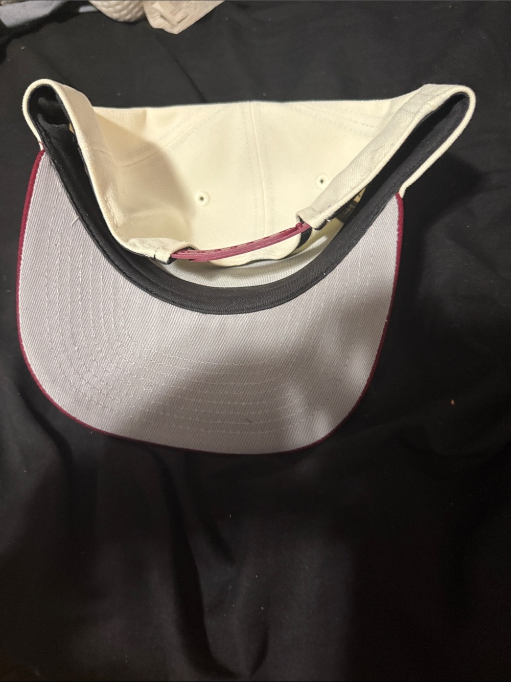 Cincinnati Reds Hat - Picture 5 of 5